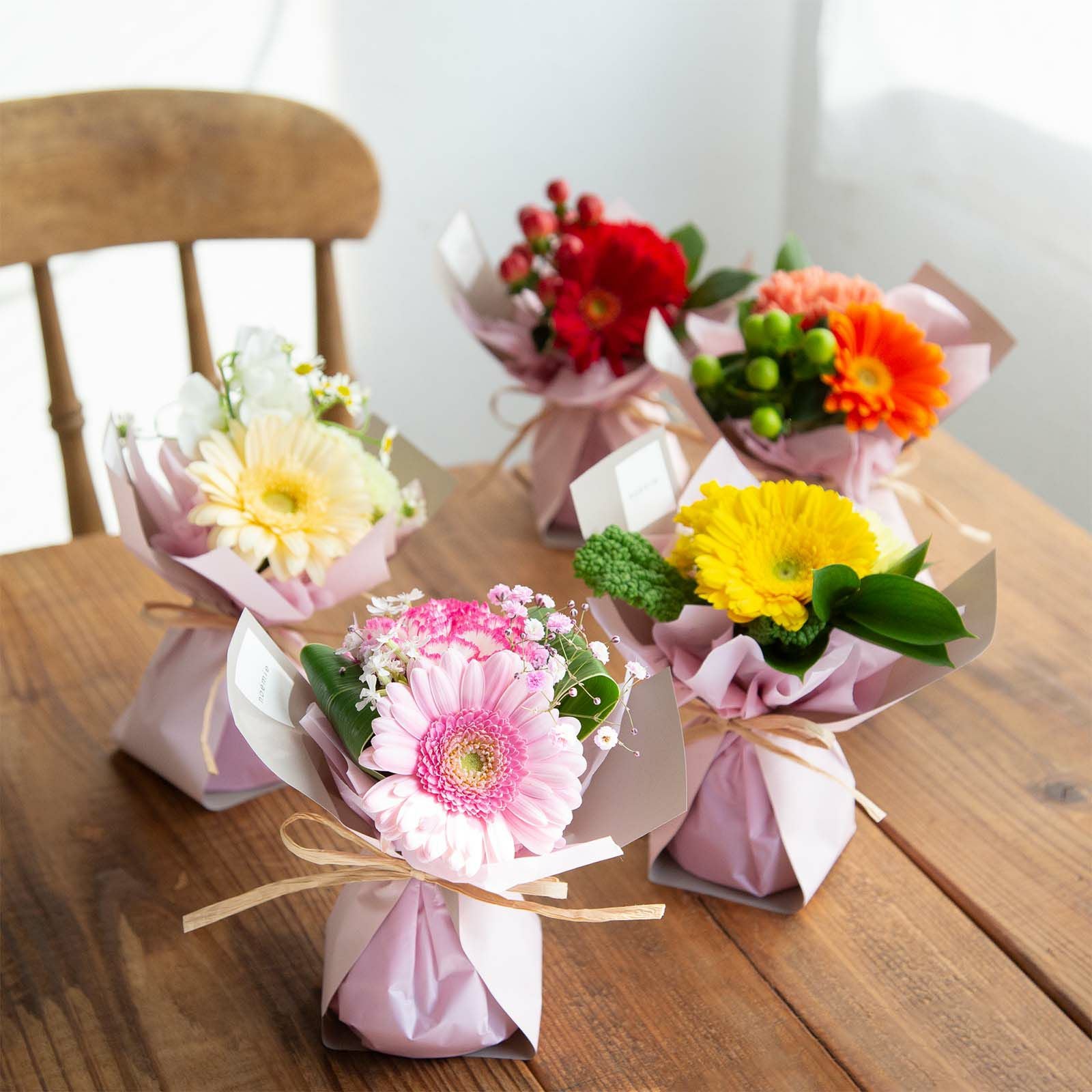 そのまま飾れる小さな花束の詰め合わせ(5個入)※追加可能 | noemie